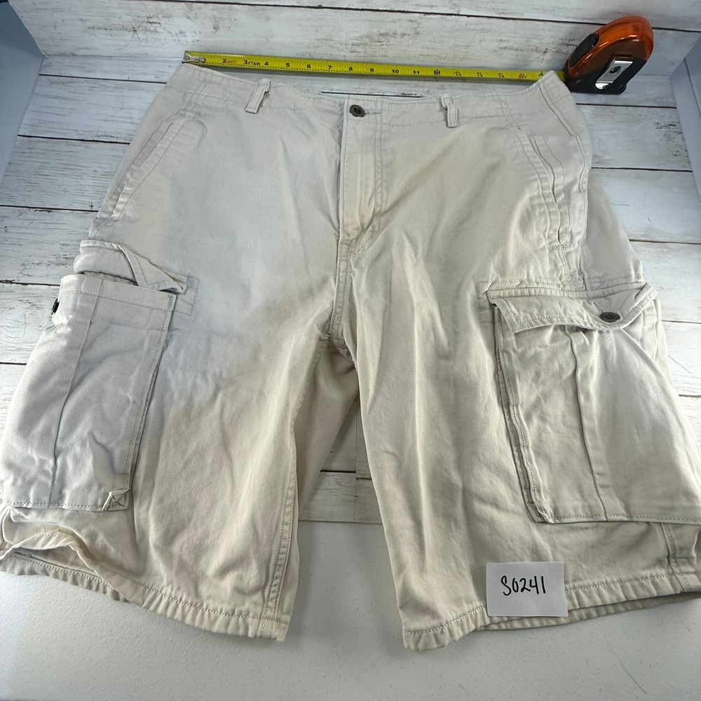 Levi Strauss & Co Mens Beige Cargo Shorts Tan Cotton Utility Relaxed Fit 34W